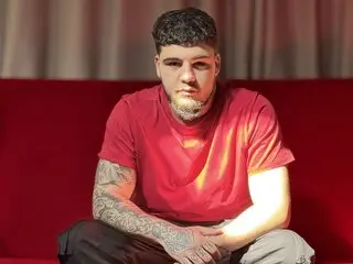 DominicMyles online livejasmin