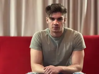 MaxKaiden live livejasmin.com