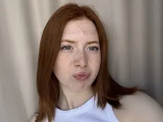 AmarilBloom show porn