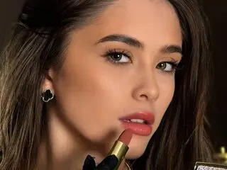 BlerLesly livesex camshow